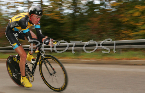 IMAGE: http://www.photo.si/img/sport/s_cycling_20070926nw_0071.jpg