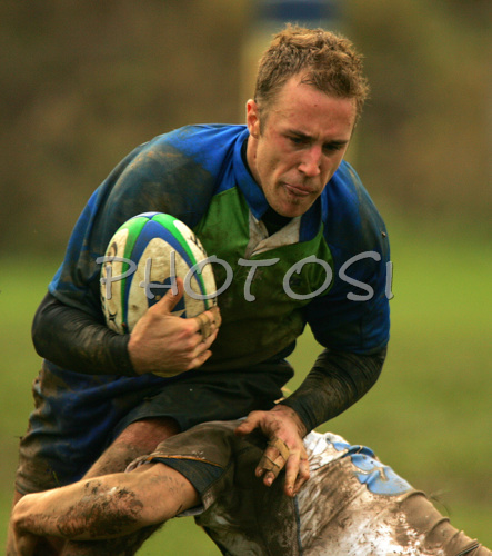 IMAGE: http://www.photo.si/img/sport/s_rugby_20071027nwm_0201.jpg
