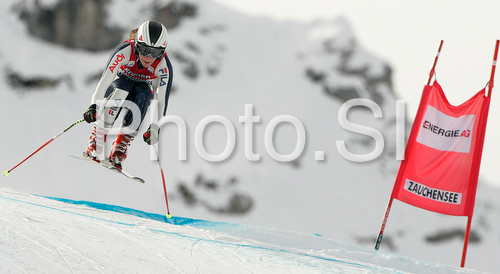 IMAGE: http://www.photo.si/img/sport/spo_skiing_20090118nw_08940.jpg