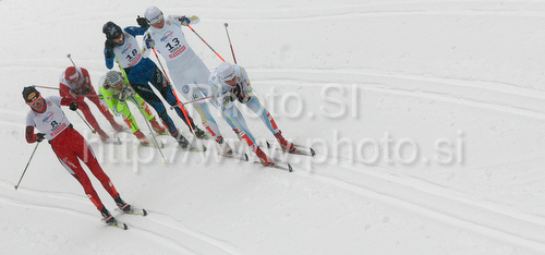 IMAGE: http://www.photo.si/img/sport/spo_xcskiing_20091219nwm_00860.jpg
