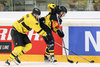 Jino Nikko (Kalpa Kuopio), Felix Maxa (UPC Vienna Capitals) during the Champions Hockey League match between UPC Vienna Capitals and Kalpa Kuopio at the Albert Schultz Arena, Vienna, Austria on 2016/09/11.
